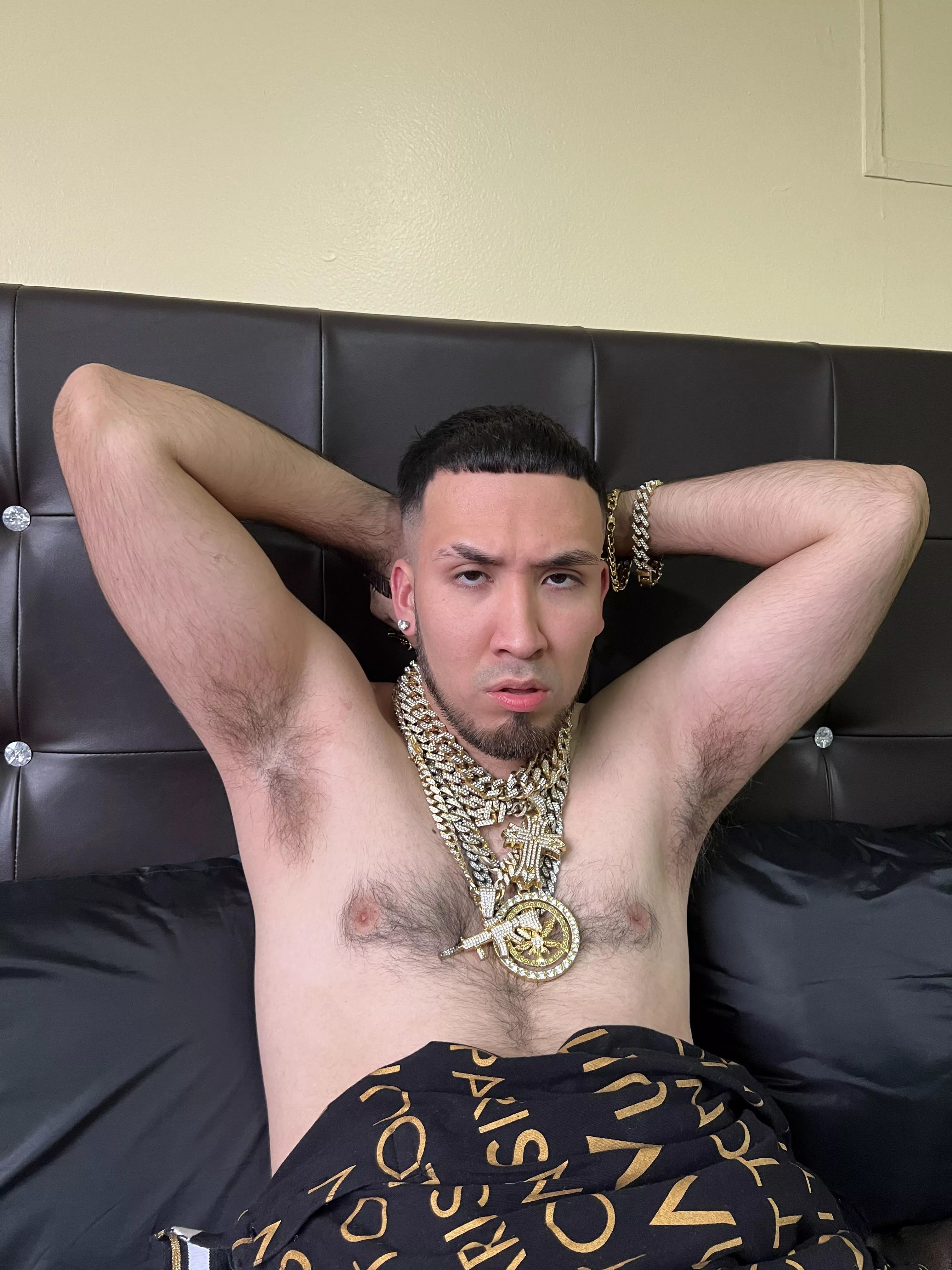 Whats your opinion on hairy bodies? Do you like what you see? Hahaha  posted by ronaldocutemessi