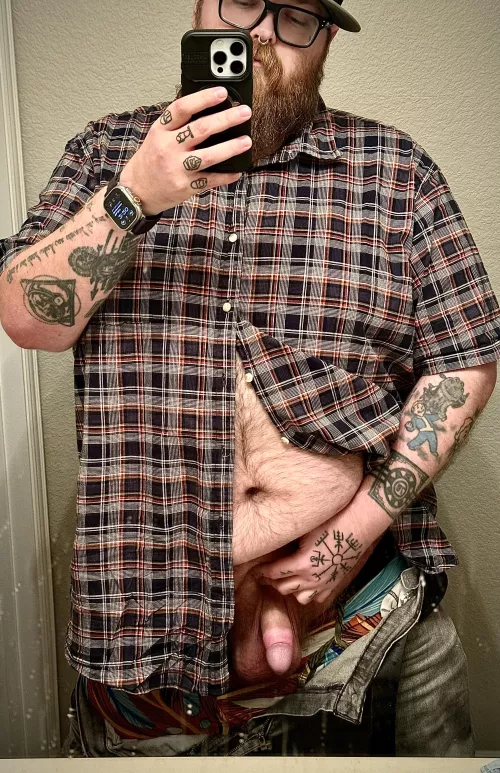 30M Just vibing in between work meetings ✨ by That-Magician-7381