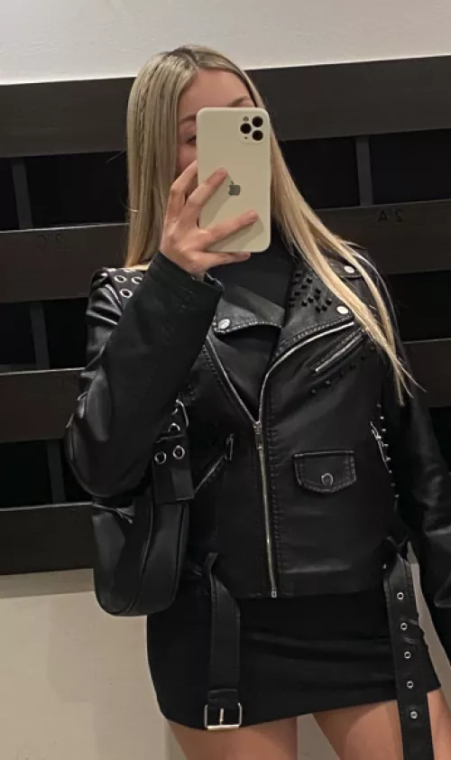 Dressed to thrill, in more ways than one by LillieBlooms