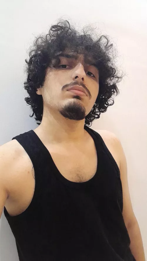 Hi from Caucasia by Leamsezadah