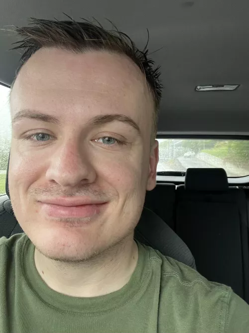 Hi hi  by Tacticool_0_O