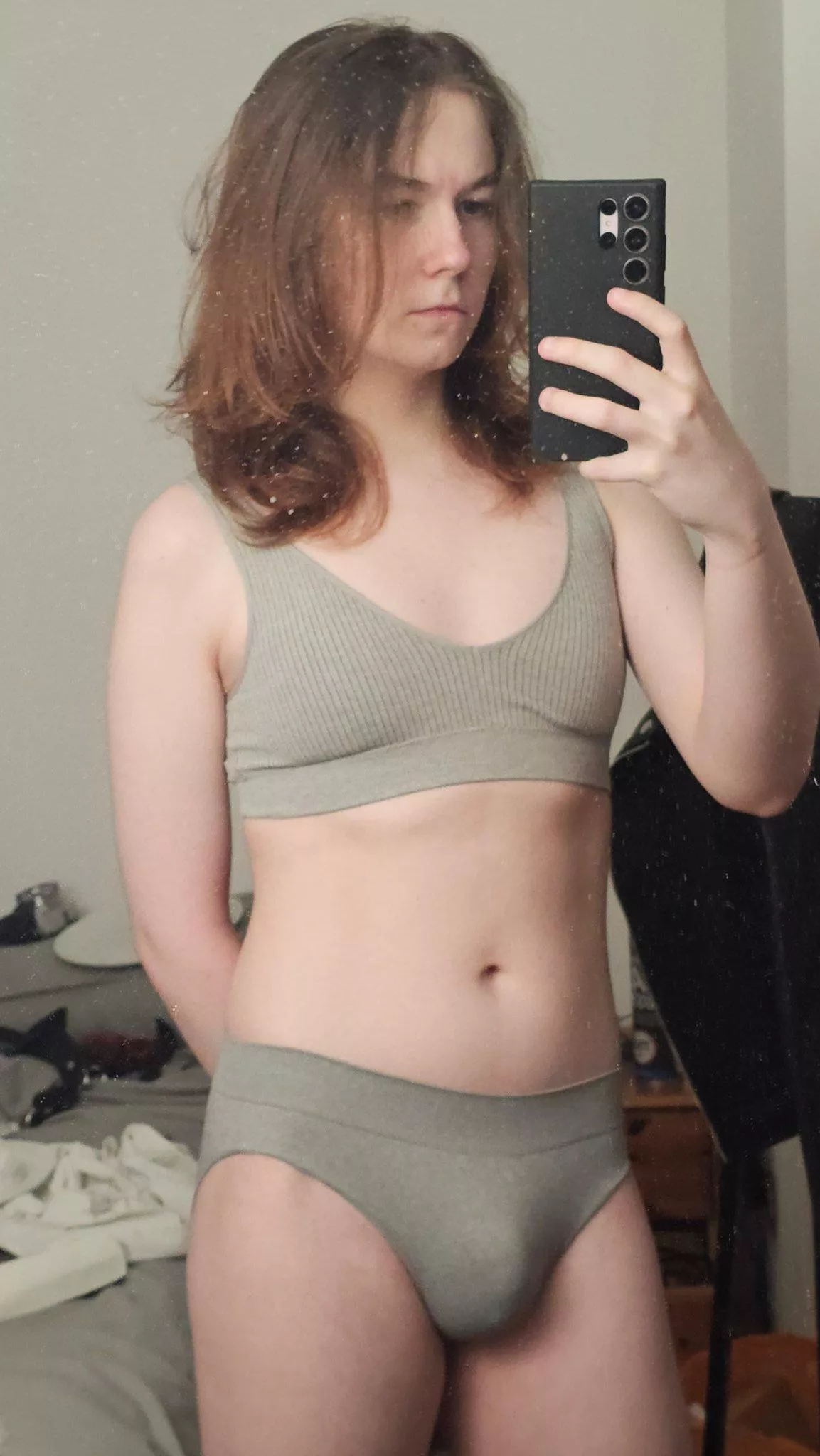 Made to be feminine 🥺 posted by JJ_gage16