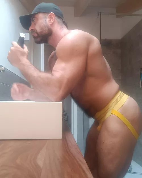 Play with my big butt 😈 by antonycortinovis