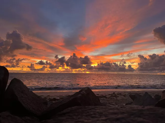 adding a bit more beach to your  feed!!! 🏖️ by Akusutto_Okazaki