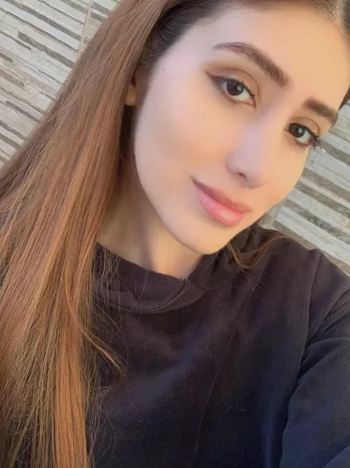 am I wifey material? by FallMuted1536