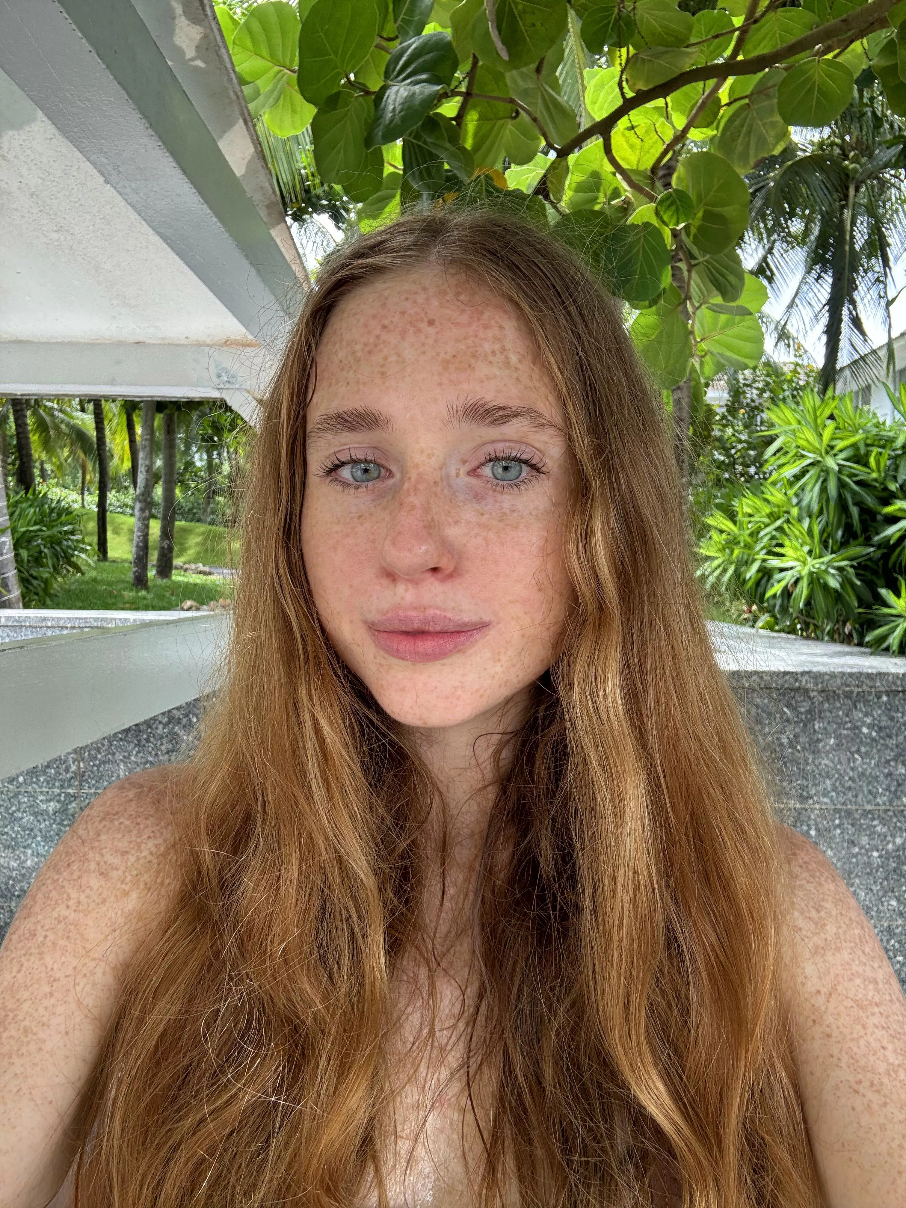 Embracing my freckled face [IRTR] posted by HelmetCouple