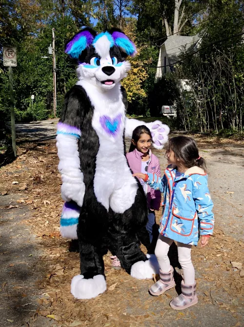 “He’s so tall!” by HopeCollie