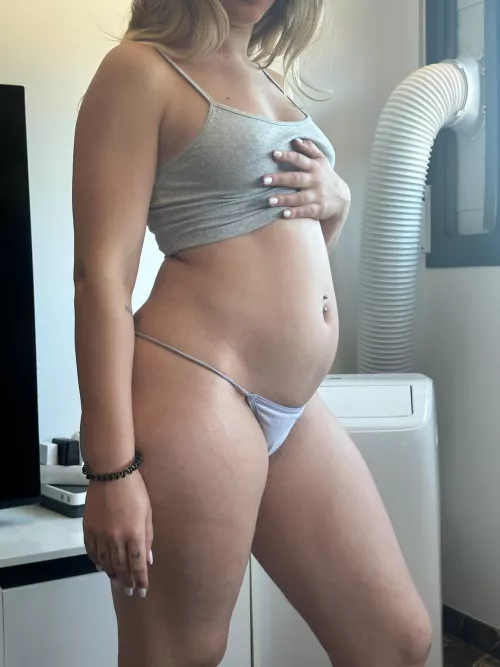 I promise to keep growing until I can't grow anymore by AngeliccPetals