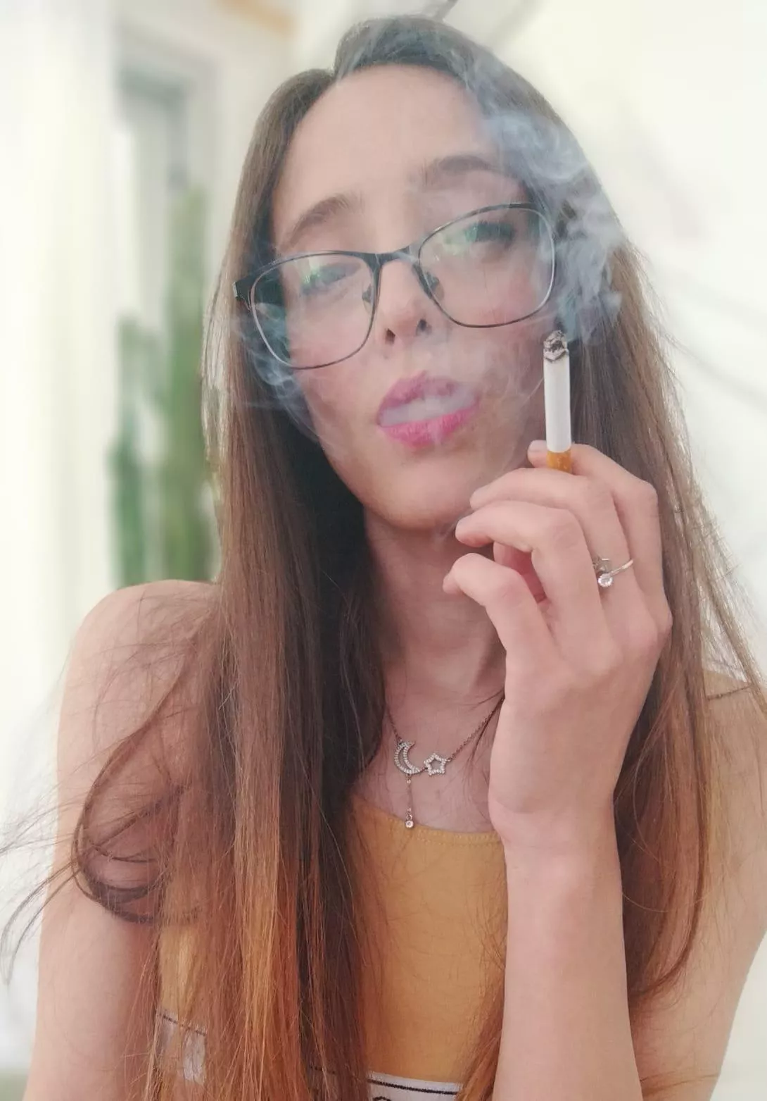Just a petit girl who smokes A LOT! posted by LittleLollyx