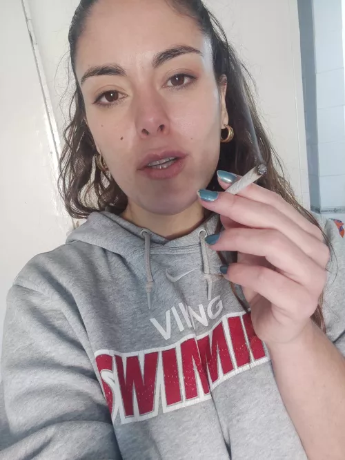 kiss or pass?	 by VirgieeLovee