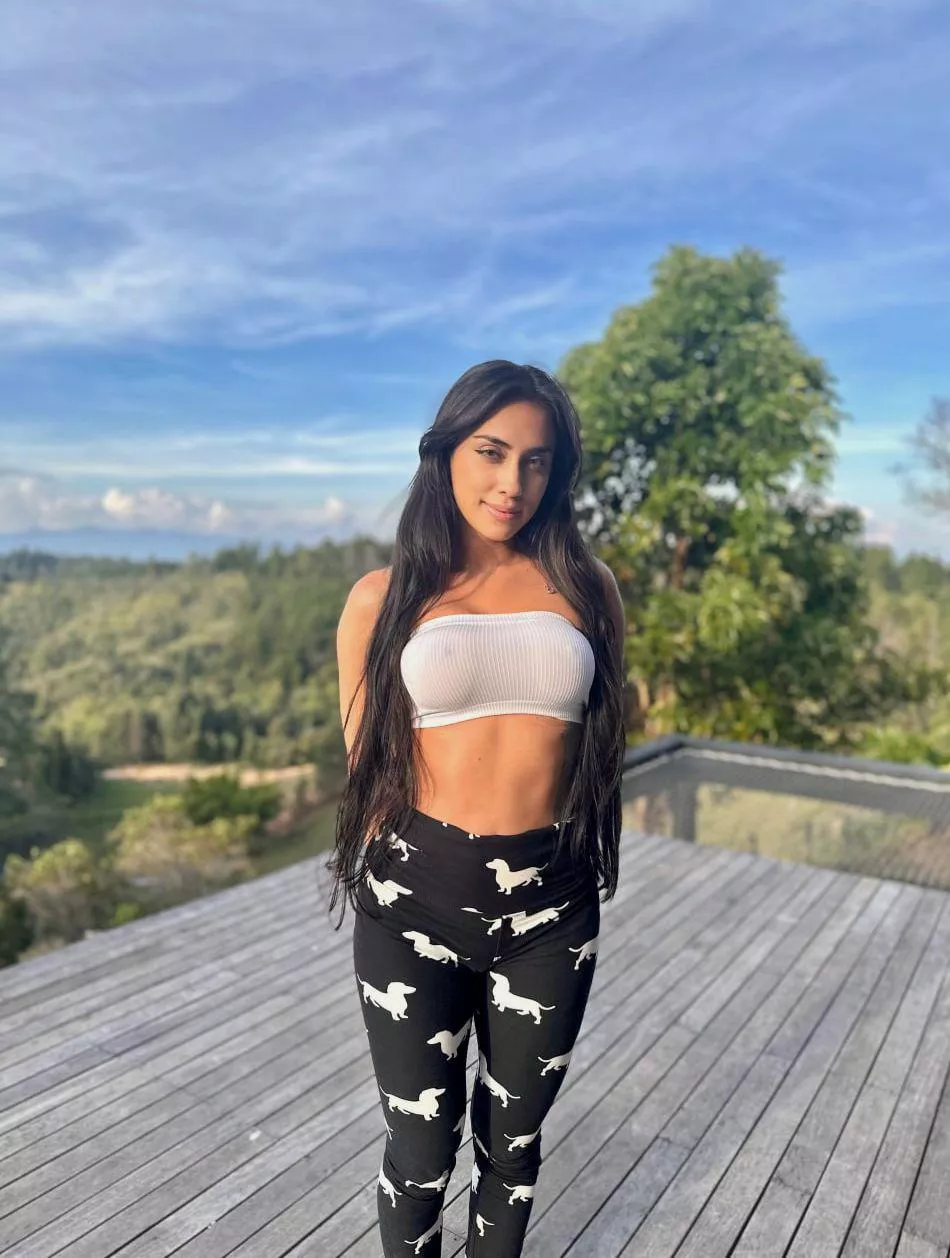 Mind if I sit on your lap posted by Feisty-Lia