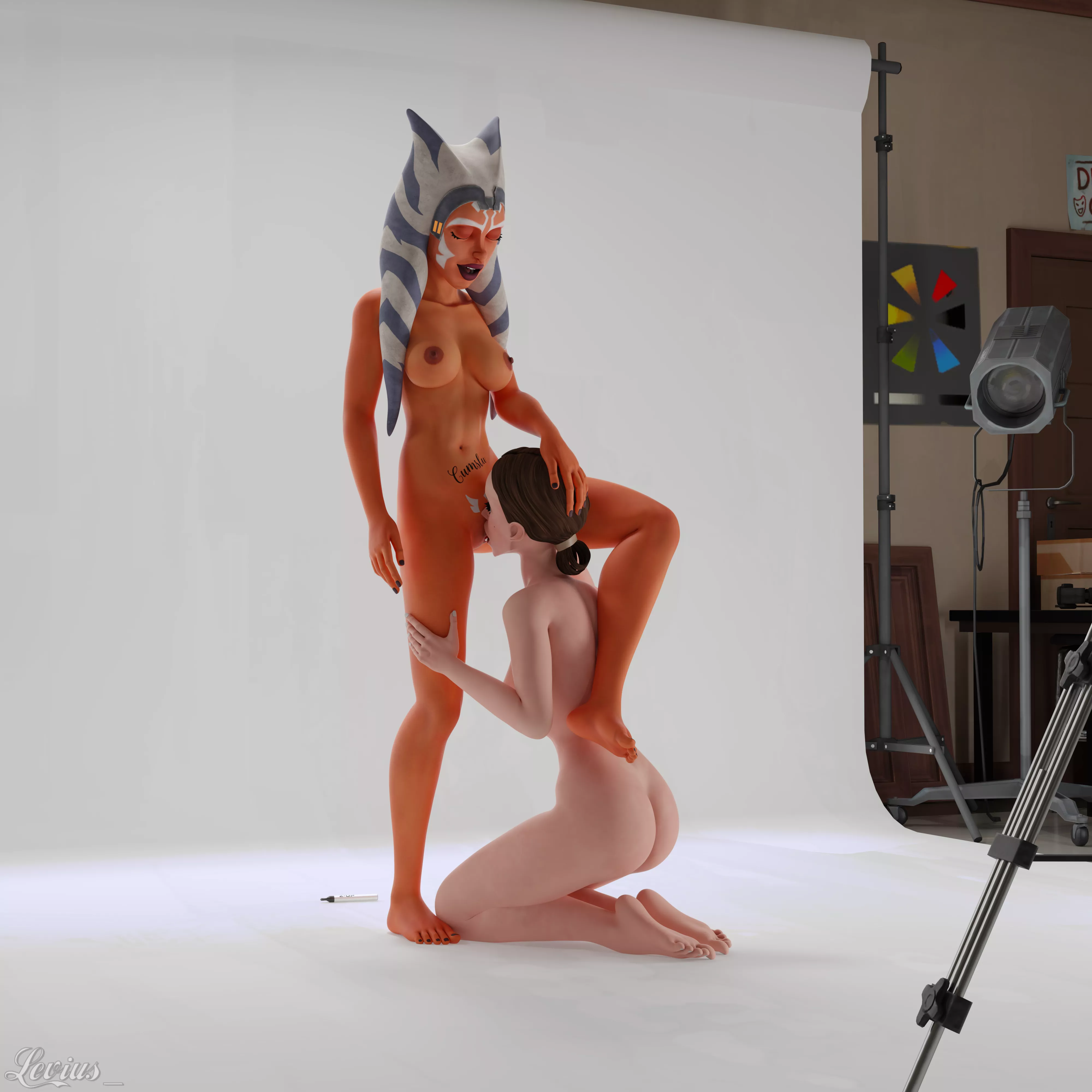Padme helping Ahsoka with their photo shoot! 2/2 | (Levius_) posted by levius_