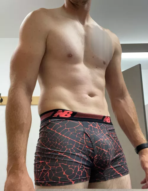 Post-gym bulge (37) by oli_klosehoff