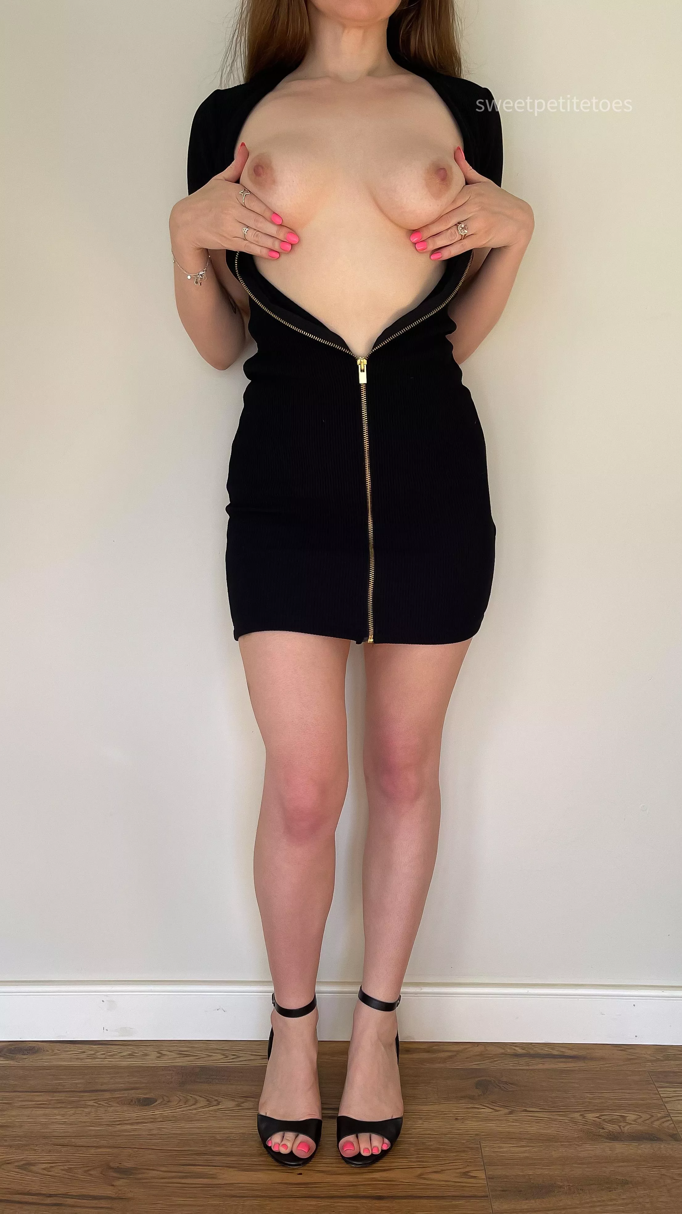 The more sucking you do, the more I unzip posted by sweetpetitetoes