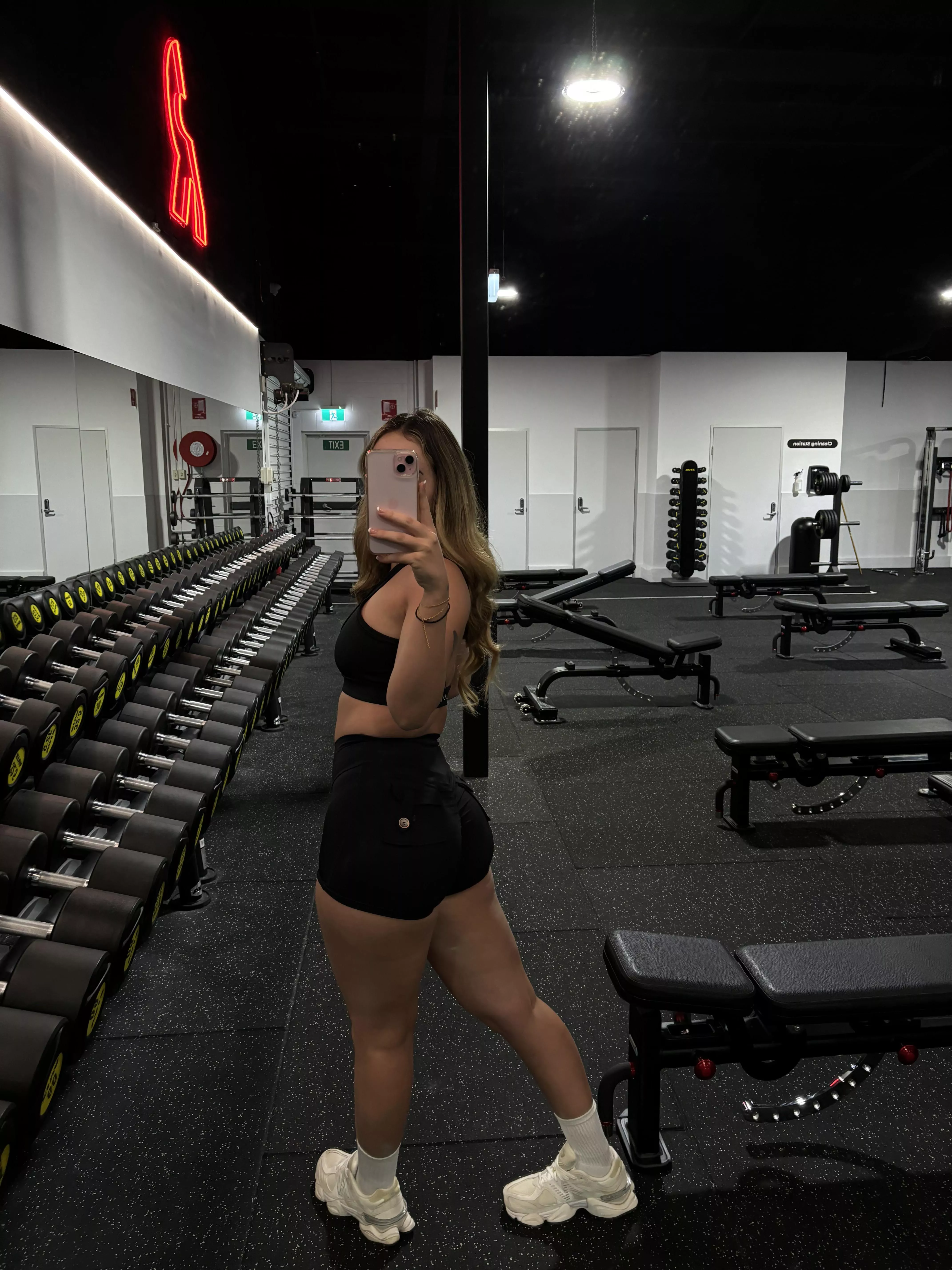 Who’s squatting today posted by Due-Description-3472