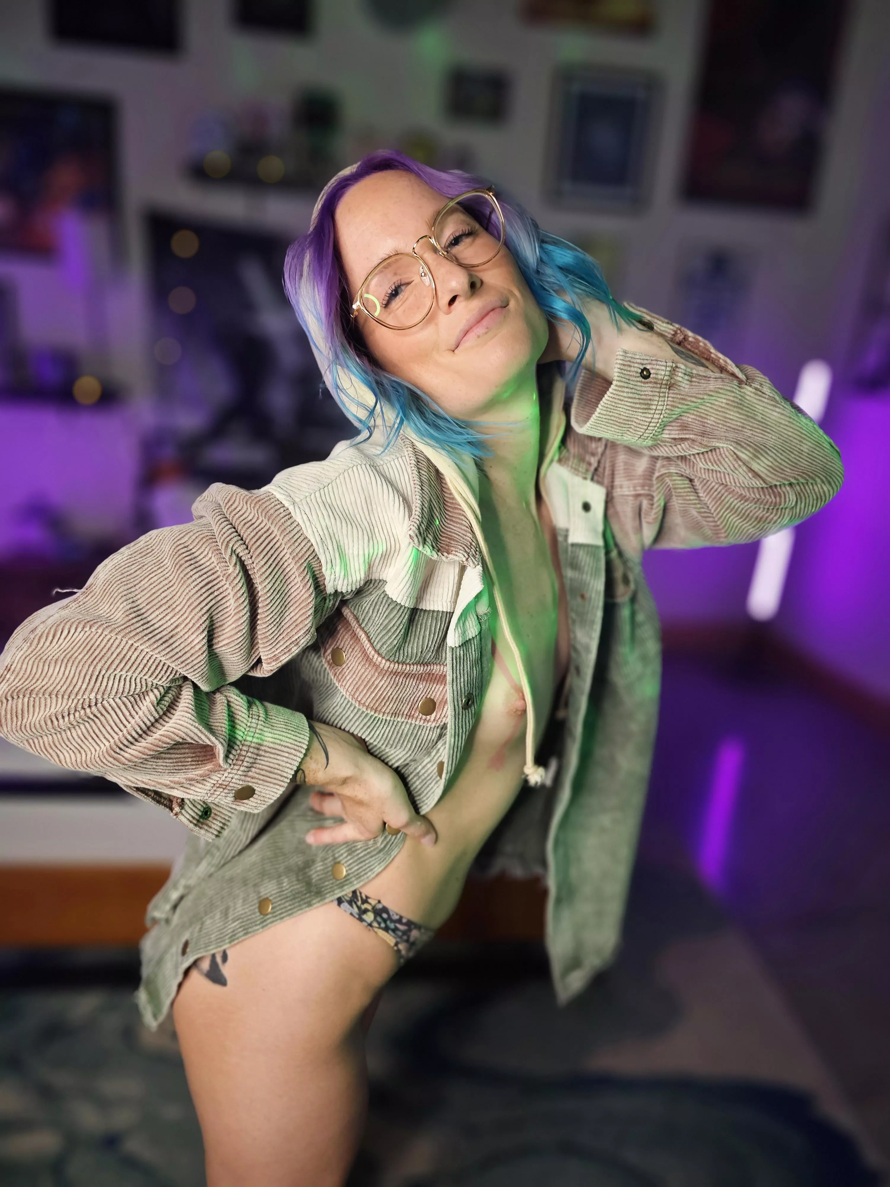 Would you fuck a grungy alt metalhead? posted by _MyLittlePanda_