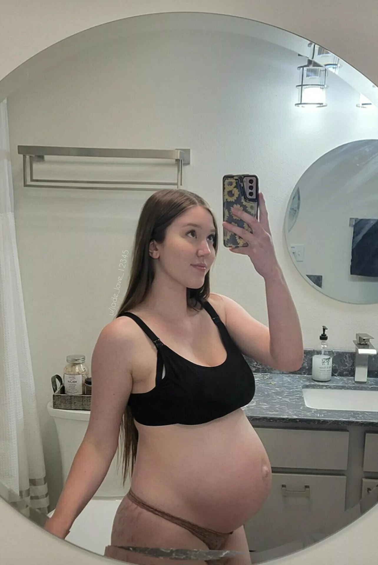 40 weeks pregnant and having contractions - Would you sneak in one more quickie before we go to the hospital?  posted by jade_love_12345