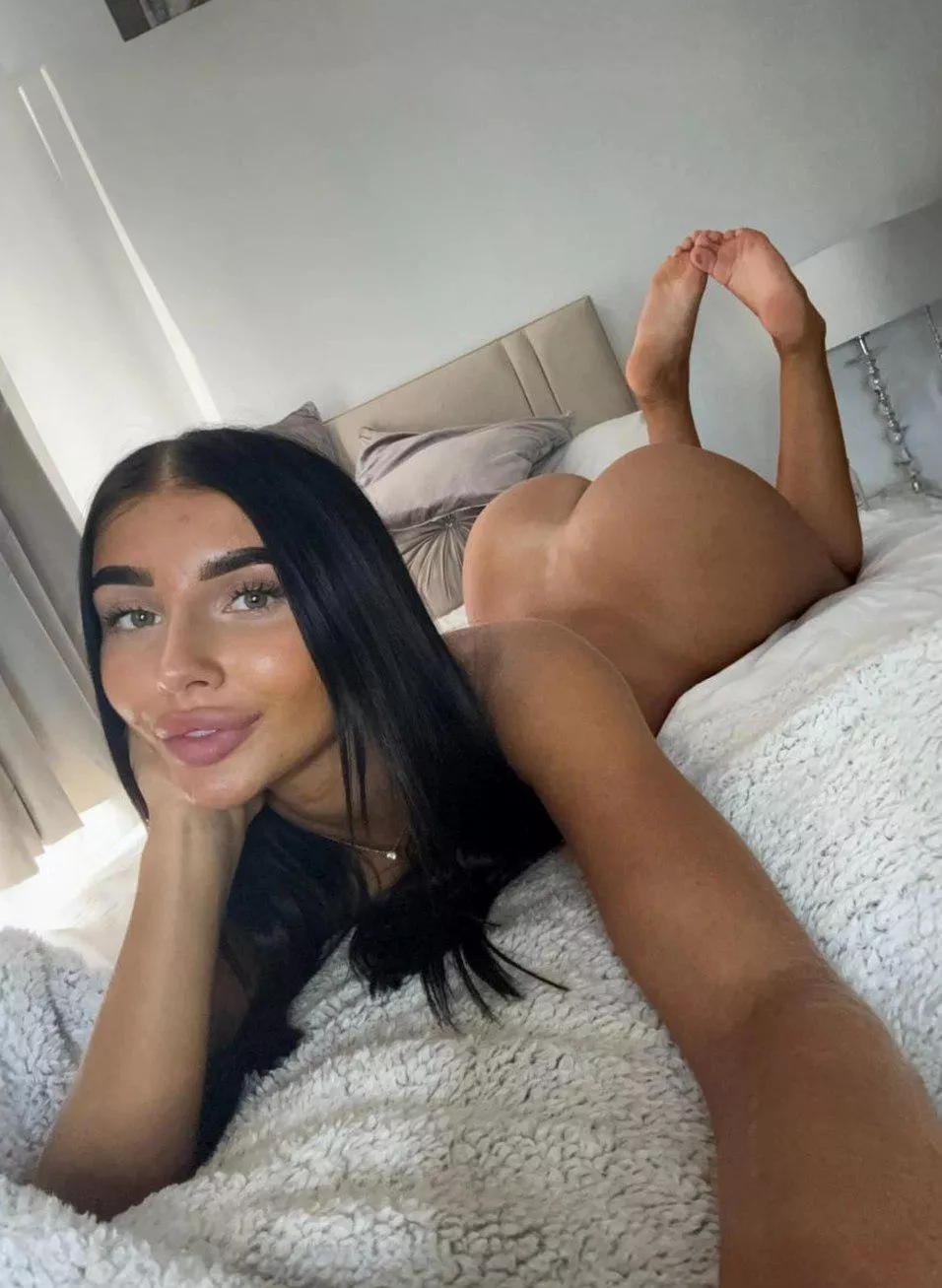 Do you want to get in bed with me and get naughty posted by honeygirlyslut