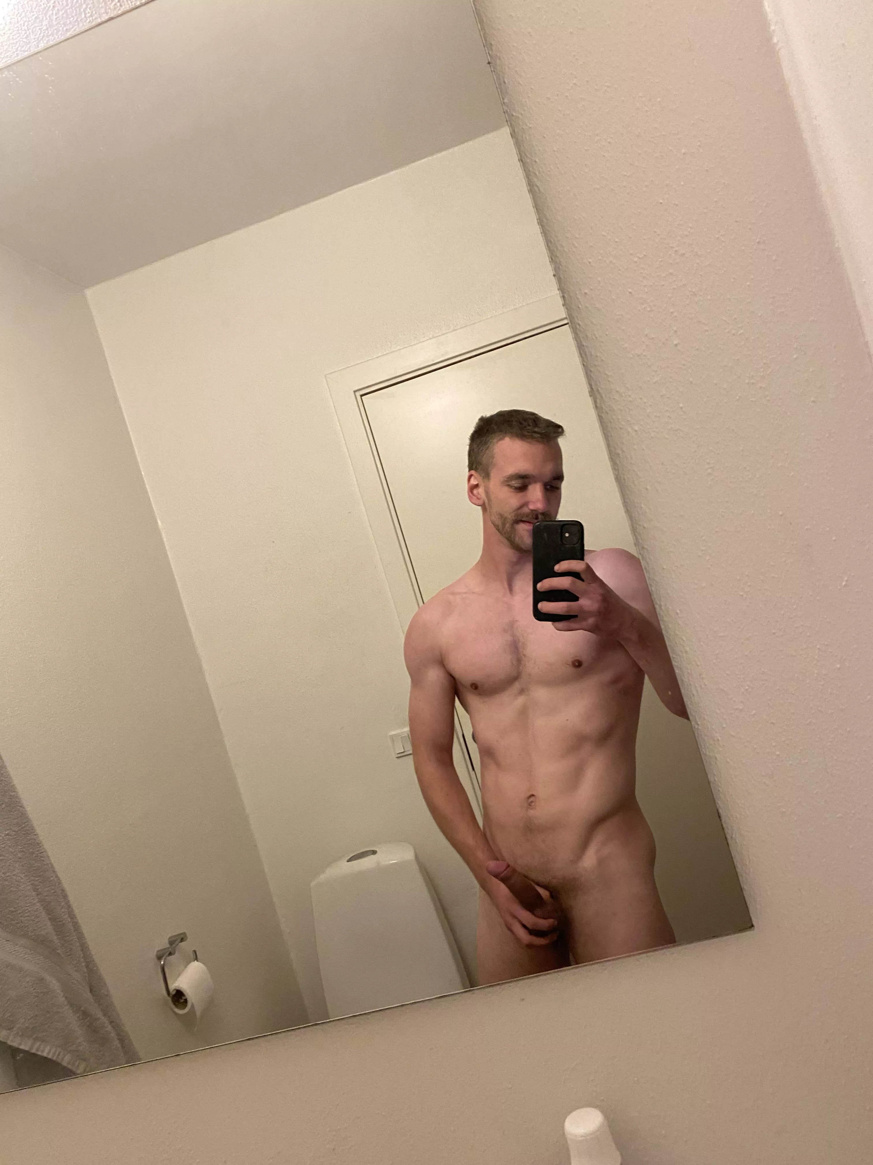 Hiii posted by InsideEntertainer420