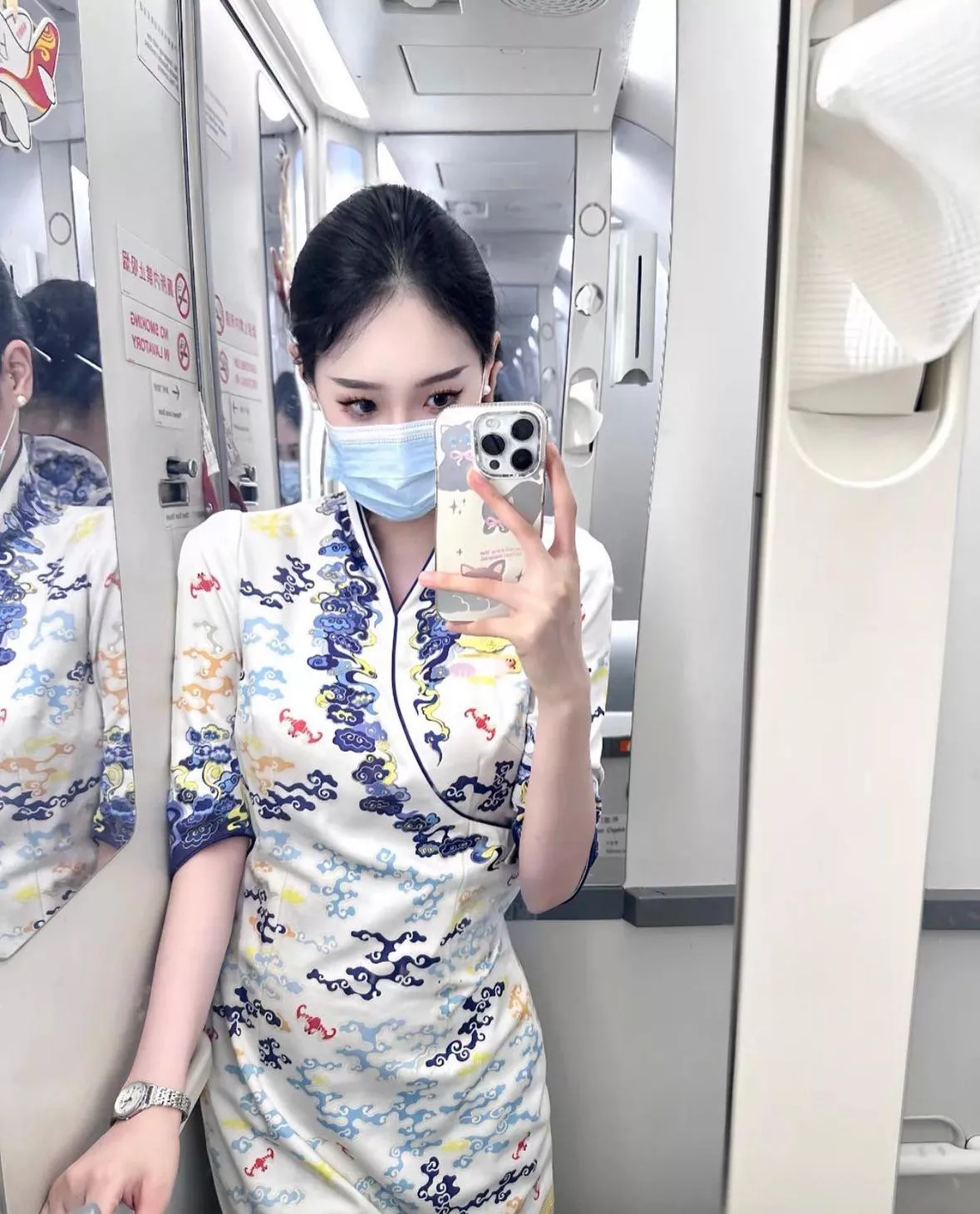 I love this uniform 🇯🇵  posted by TravelerFrequent7