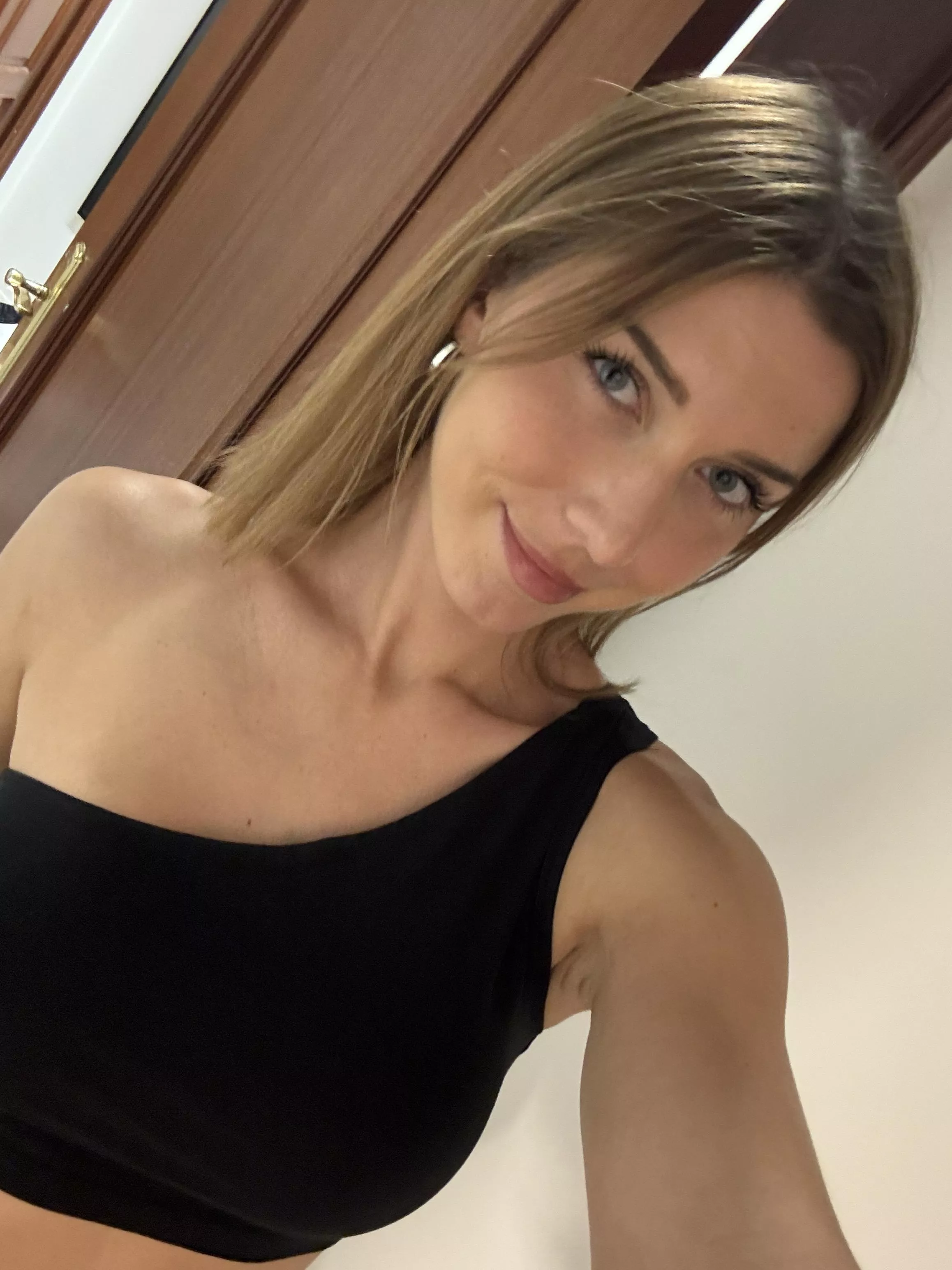 Is my face gorgeous? posted by bubblyybrooke