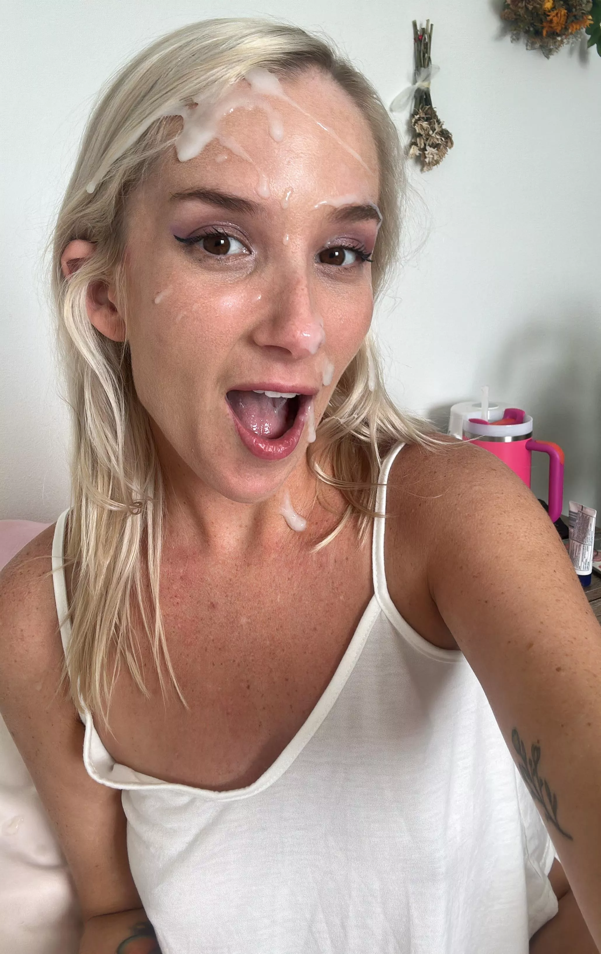 It took me 2 hair washes to get this cum out posted by CosmicStarlight