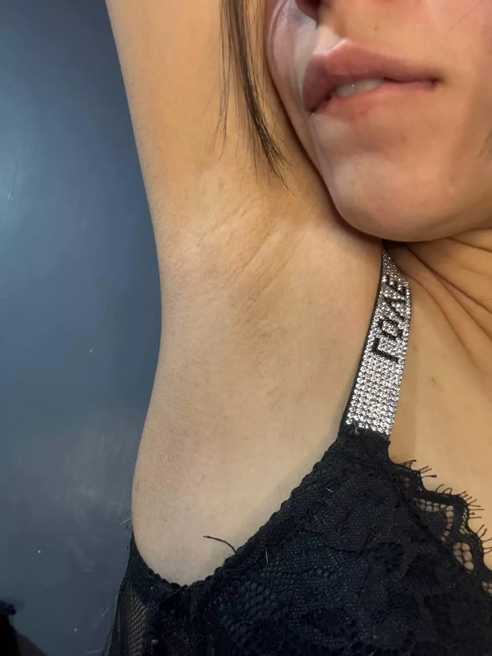 It's hot 🥵	 posted by lovelyskms