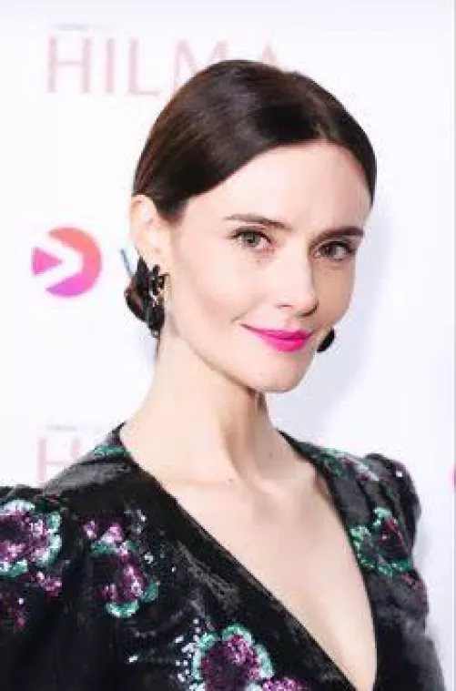 Rebecca Calder by xrazee