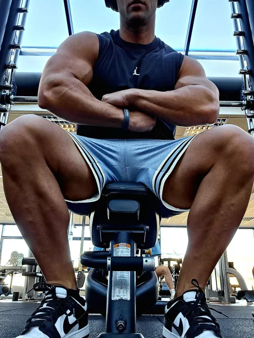 Thick  by GermanMuscleBoss