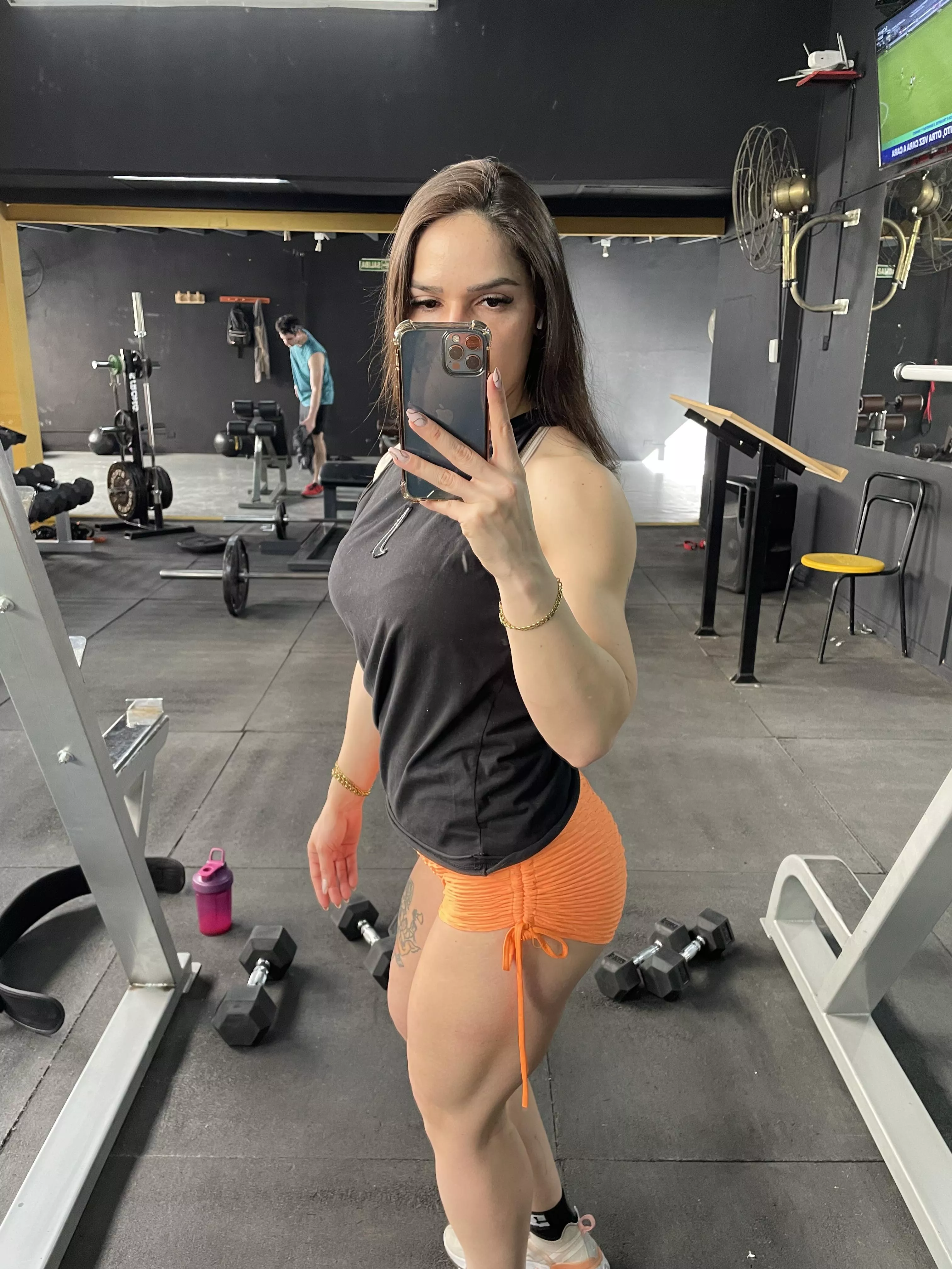 Training hard  posted by Afroditalatina