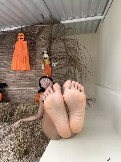 Will you get hard easily if I say I'll offer my feet to you by TanjaWillink