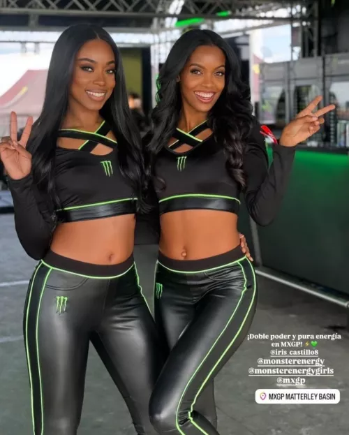 Yesica Lorena Ban and Iris Castillo by TerbizondTheSecond