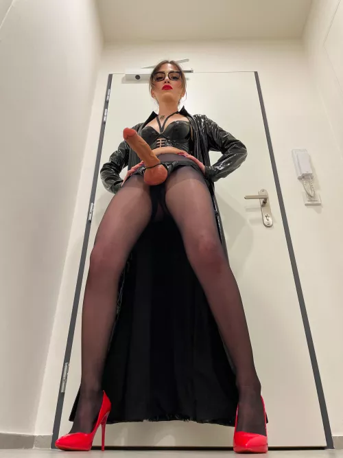 You can't resist by Aliena_Moore