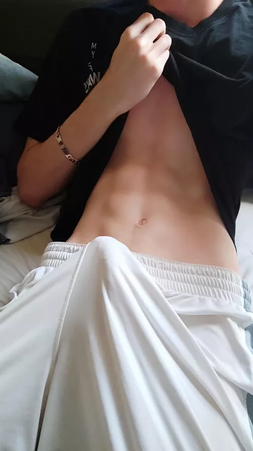 18 🙈 by TypeOk8827