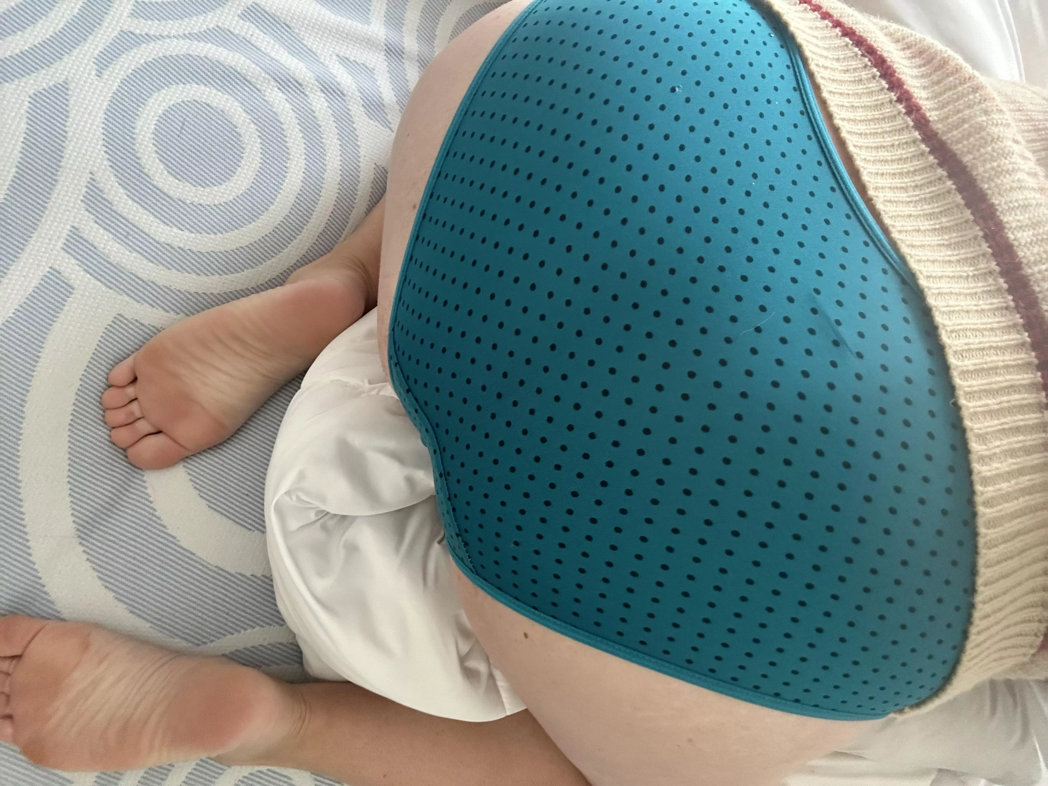 Fullback satin panties sure do feel nice😈 posted by Angelique_1122