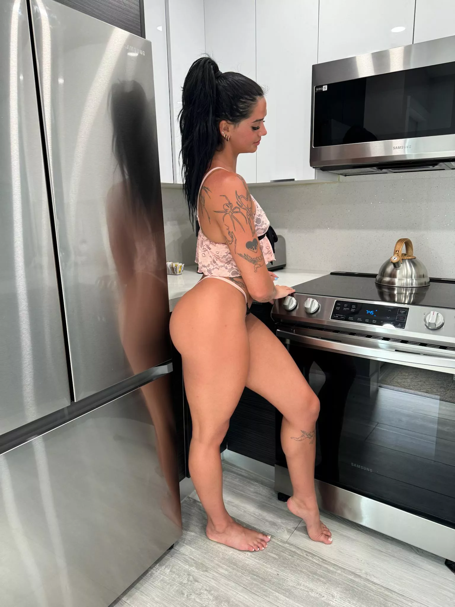 If it looks like this from the side, just wait till you see it from the back😋 posted by spicykaeee