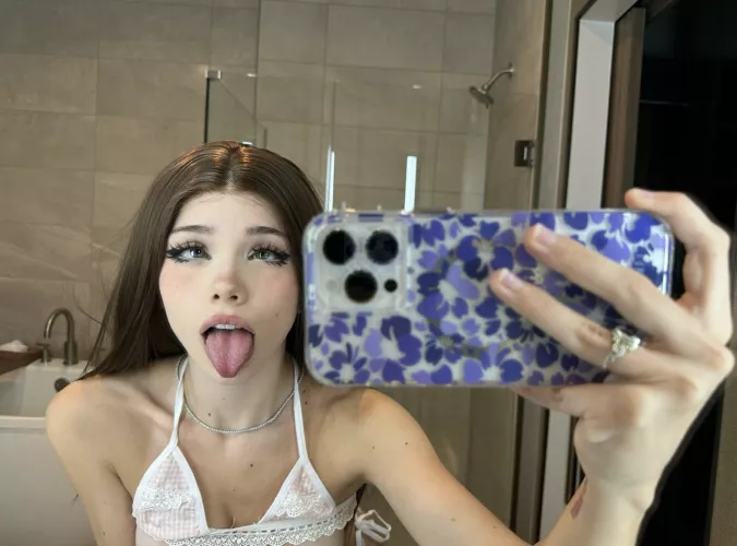 if it’s not too much to ask… care to fill my mouth with a big load? 👅 by puppiwi