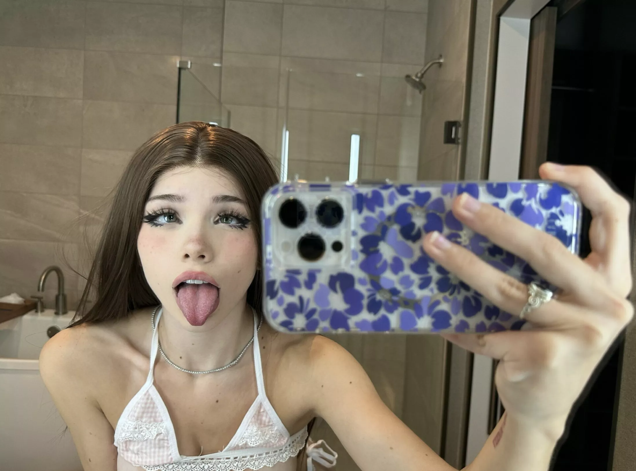 if it’s not too much to ask… care to fill my mouth with a big load? 👅 posted by puppiwi