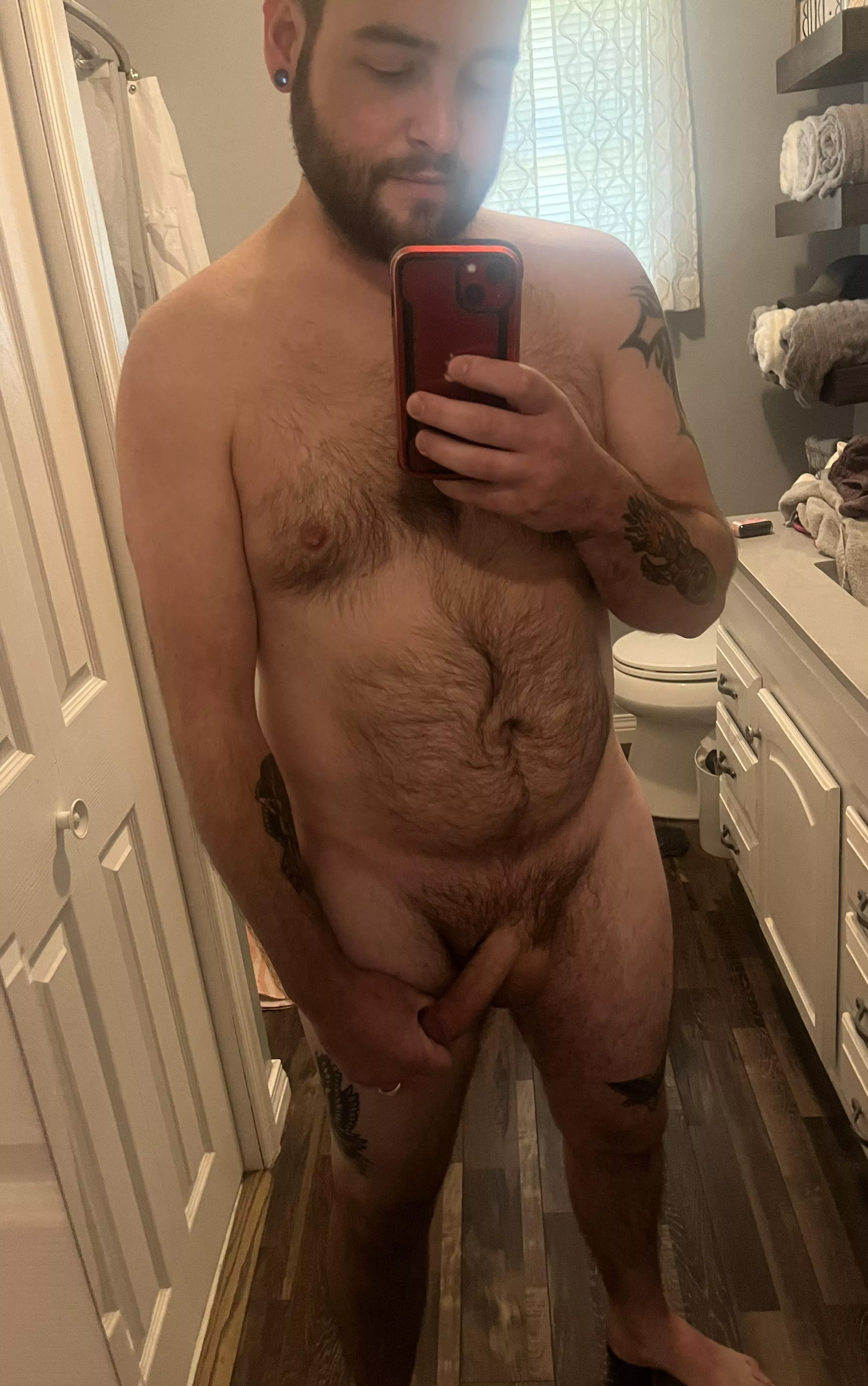 Open position between my legs, who’s down for the job? posted by Medium_Duty23