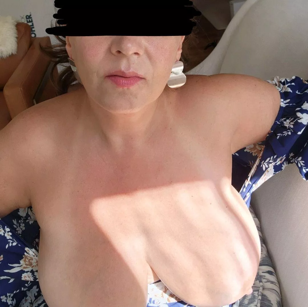 Perfectly huge and fun posted by SusieDell