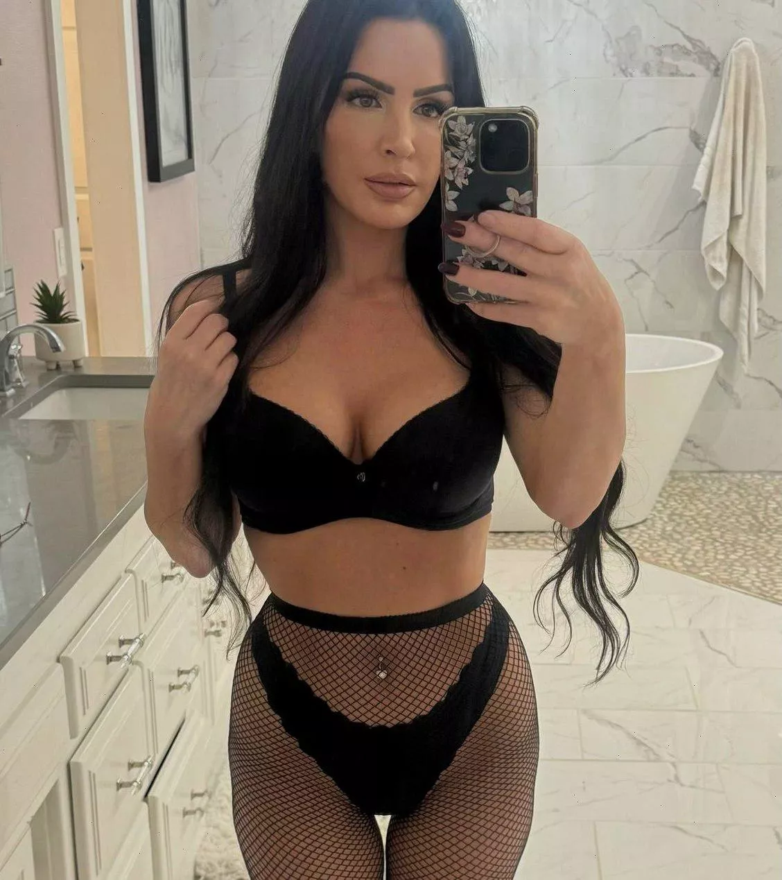 you think this style of pantyhose is way better than others? 41F posted by Sweet_babyLove0