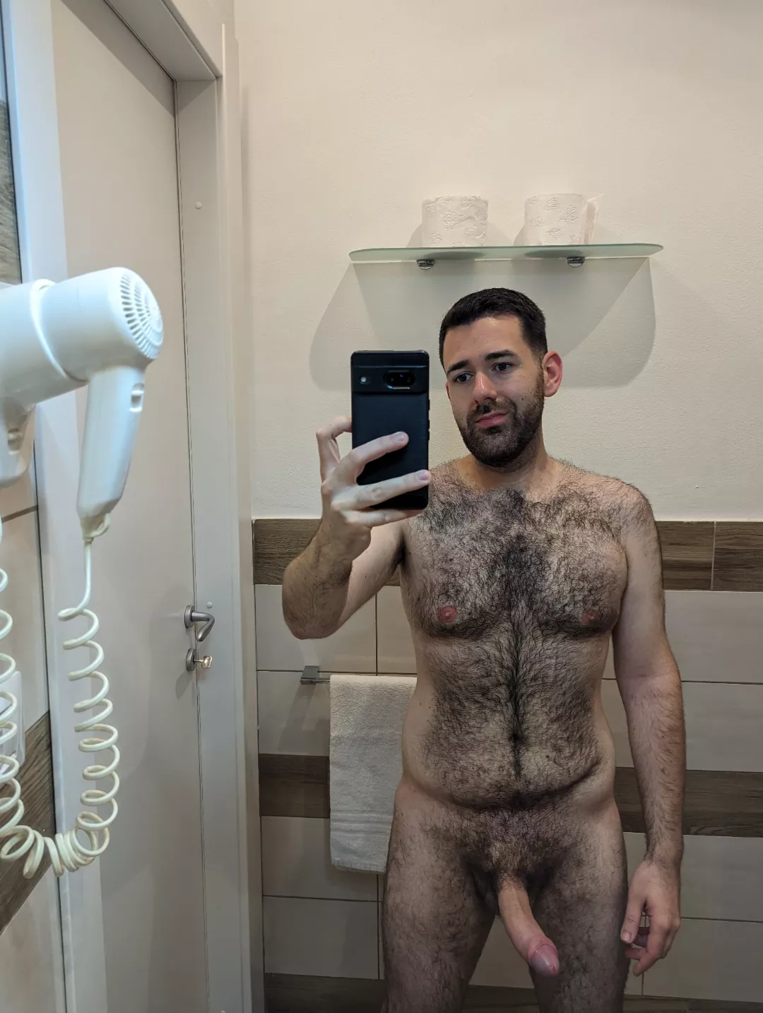 hop in the shower with me🚿 posted by light_hunt