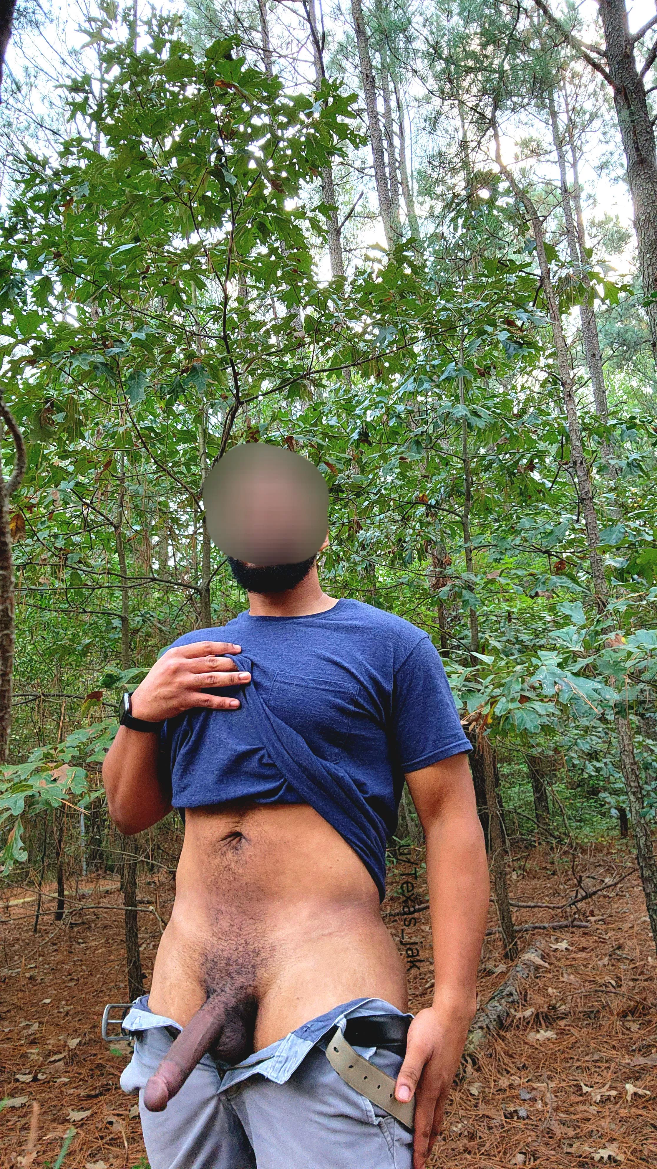 How would you react if you saw me taking this pic? 👀 posted by Texas_jak