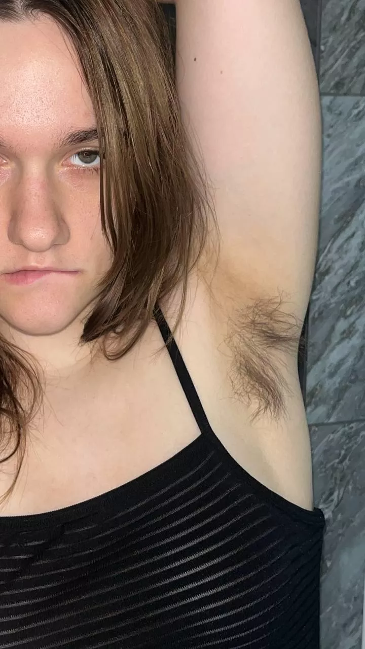 I like it when someone smells my hair  posted by hairy_shizo