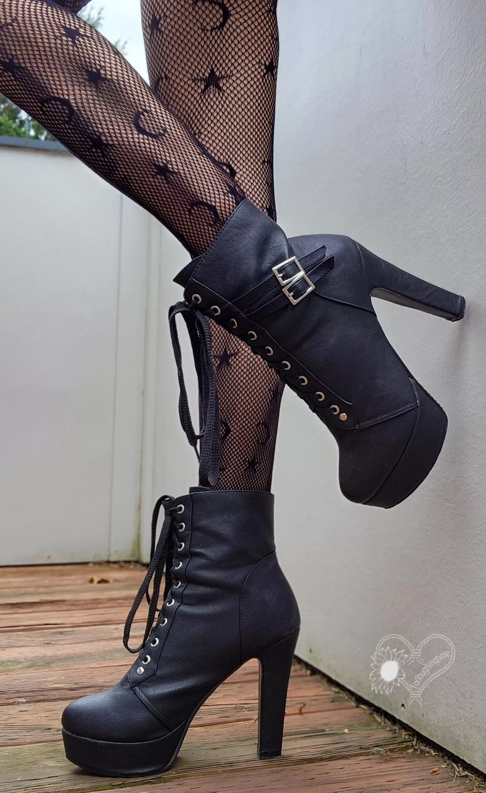 Intimidated or interested 🤔 posted by forlaughingtime