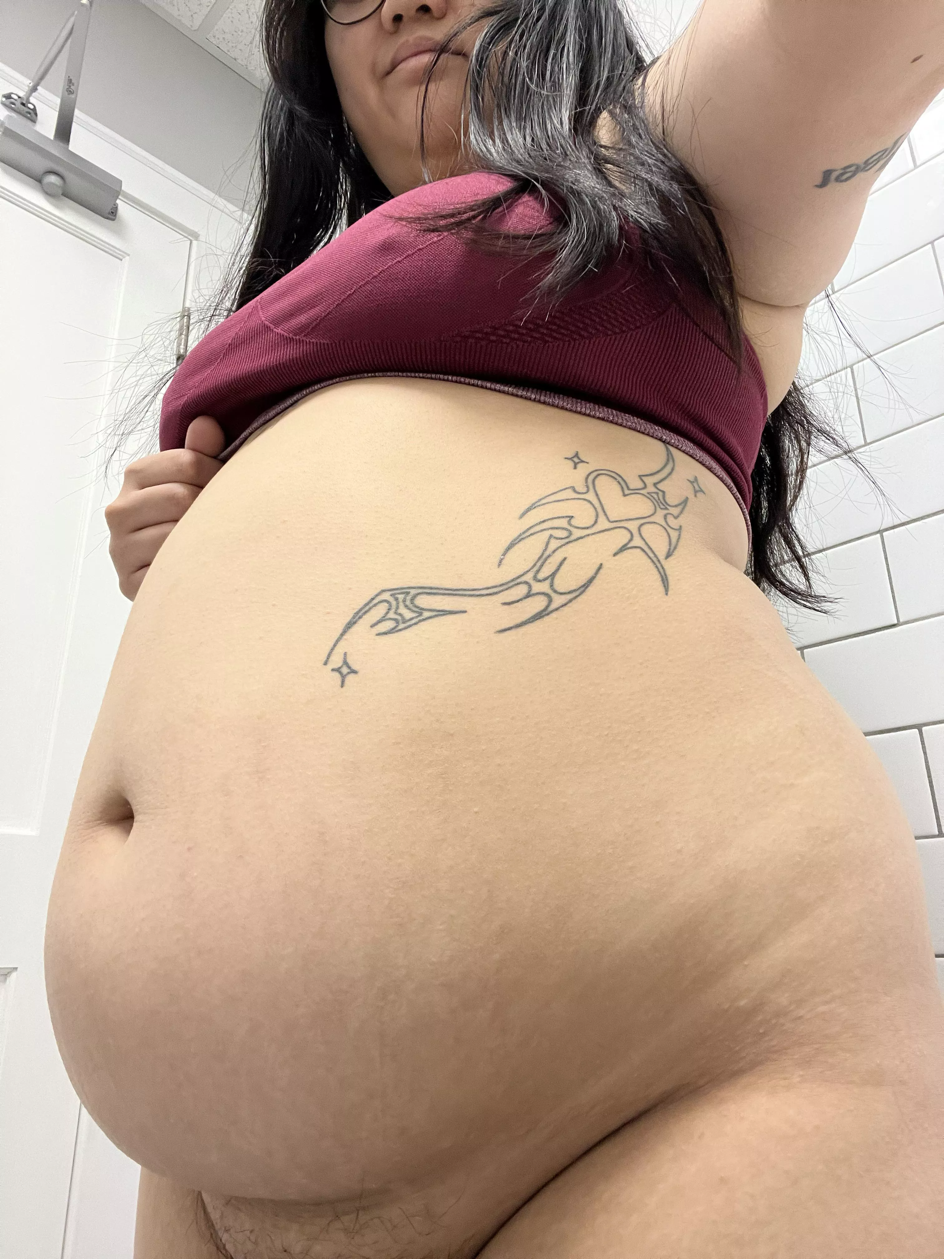 Keeping me to yourself or showing me off to all your friends?  posted by angelbabys18