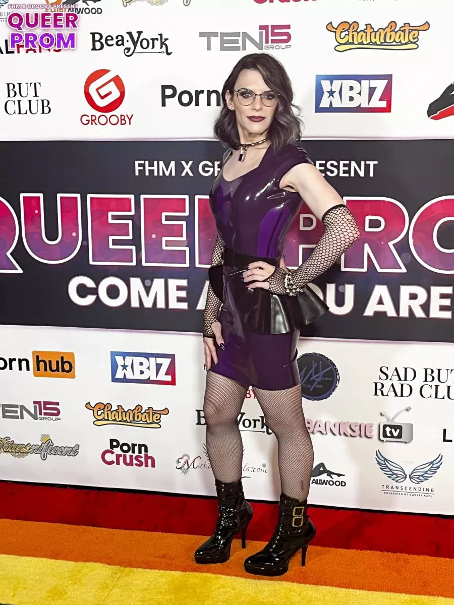 Outfit for an adult prom I went to ^.^ posted by EvelynNyte