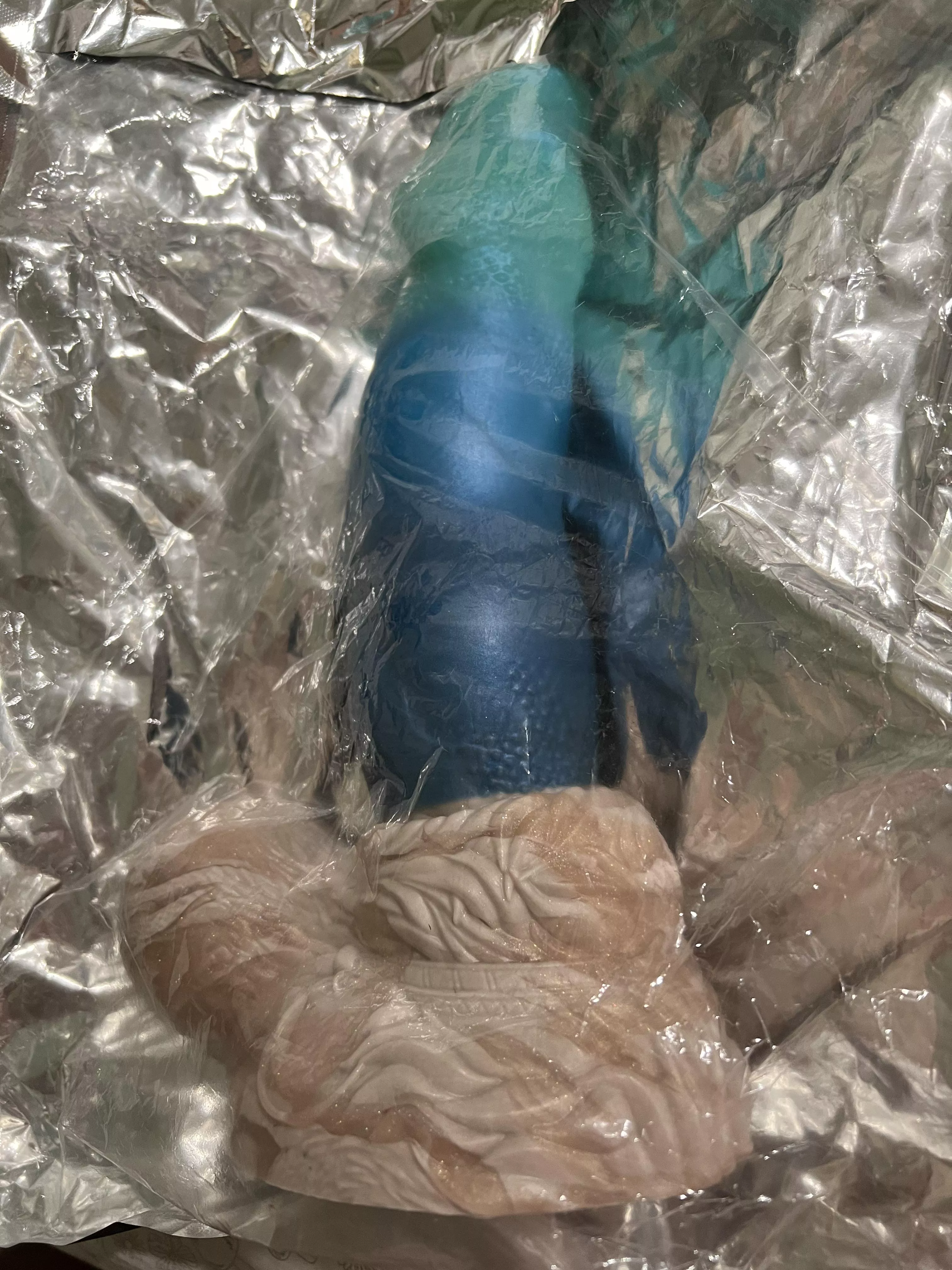 Pictures do not do his shimmer justice 😍 I got so lucky finding this rogue pour!! posted by SimplyBohemian