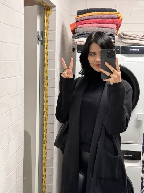 Quick selfie :3 [F] by mikomiaumiau