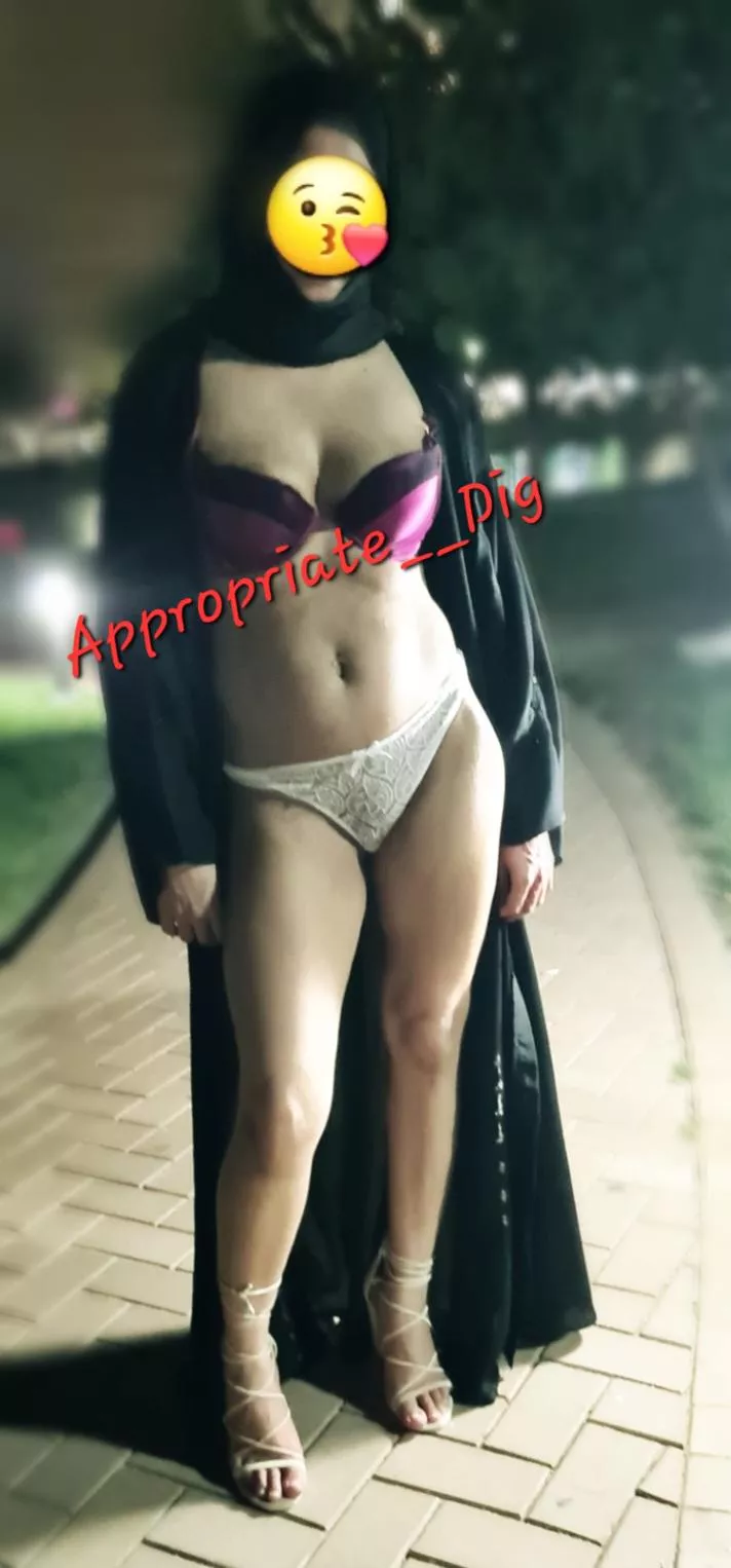 Raising heat levels at park [F] posted by Appropriate__Dig